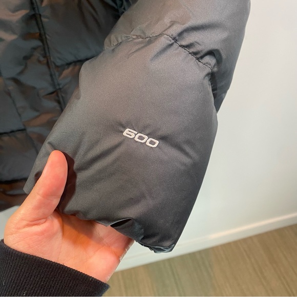 Men’s Hydrenalite™ Down Mid Size L in Black - Picture 3 of 9